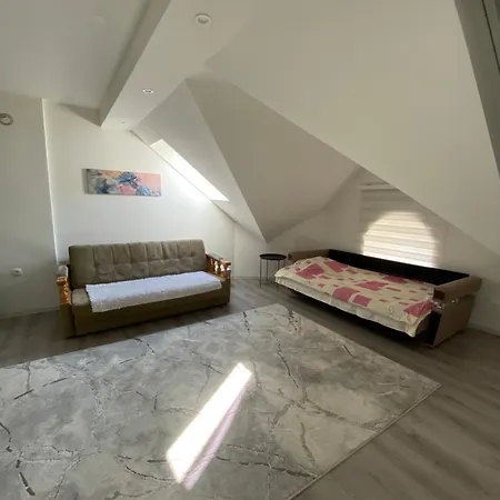 Urban Apartment *
